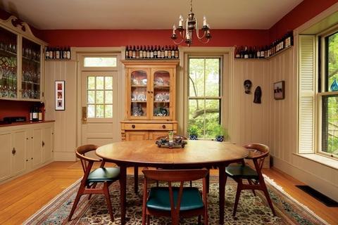 242 Walnut St, Brookline, MA 02445 photo 5