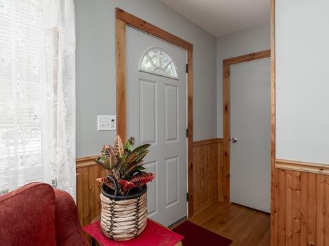 10 Pershing Ave, Acushnet, MA 02743 photo 4