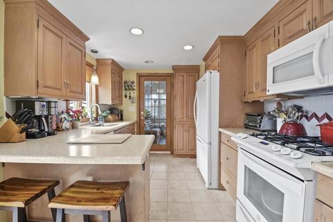 3 Wormstead St, Saugus, MA 01906 photo 10