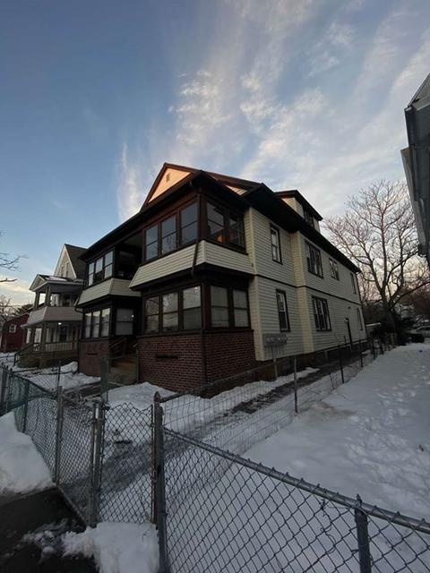 75 Ranney St, Springfield, MA 01108 photo 1