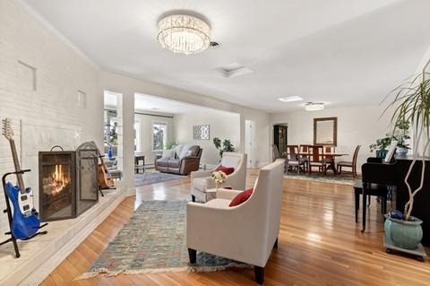 1 Sheldon Rd, Marblehead, MA 01945 photo 4