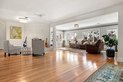 1 Sheldon Rd, Marblehead, MA 01945 photo 8