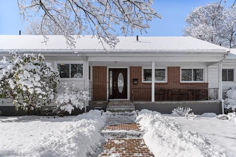 1 Sheldon Rd, Marblehead, MA 01945 photo 2