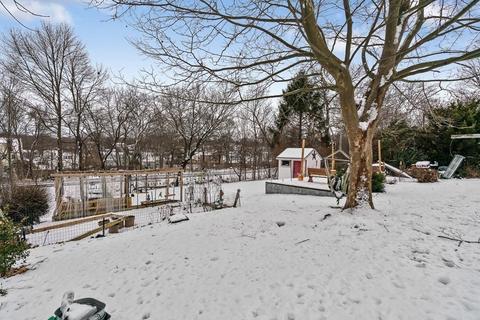 22 Border St, Dedham, MA 02026 photo 21