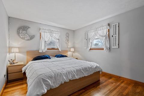 22 Border St, Dedham, MA 02026 photo 12