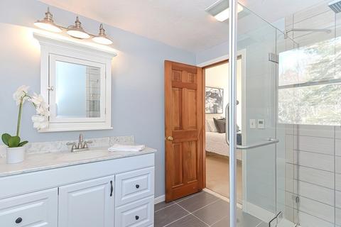 44 Colonial Dr, Mendon, MA 01756 photo 17