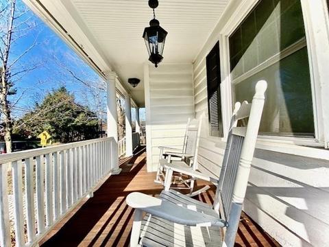 45 Grove St, Reading, MA 01867 photo 5