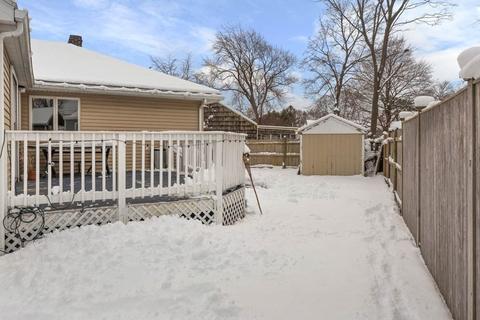 50 Cedar St, Marblehead, MA 01945 photo 37