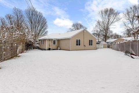 50 Cedar St, Marblehead, MA 01945 photo 35