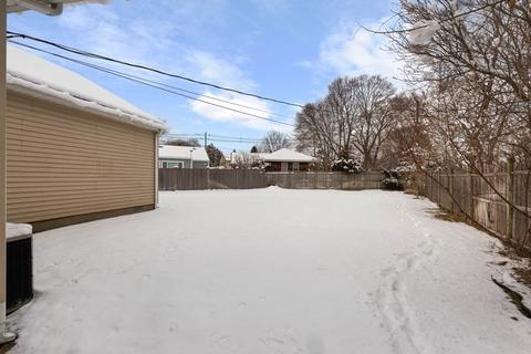 50 Cedar St, Marblehead, MA 01945 photo 36