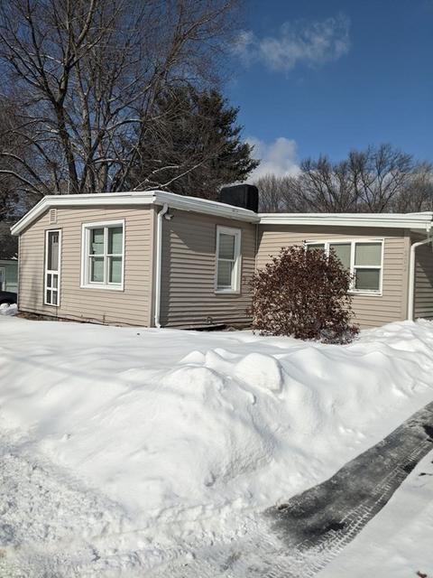202 Rolf Ave, Chicopee, MA 01020 photo 1