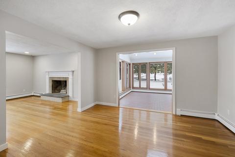 105 Gay St, Needham, MA 02492 photo 5