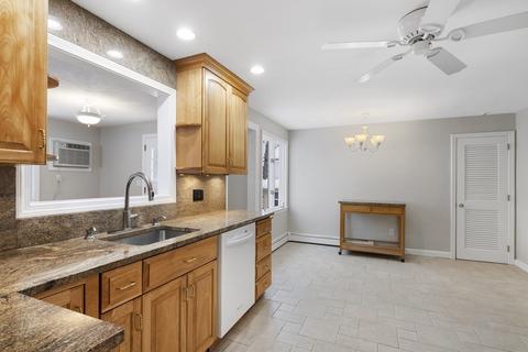 105 Gay St, Needham, MA 02492 photo 7