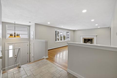 105 Gay St, Needham, MA 02492 photo 15