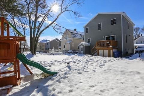 75 Ferry St, Lawrence, MA 01841 photo 4