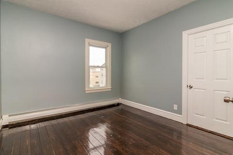 181 Tecumseh St, Fall River, MA 02721 photo 23