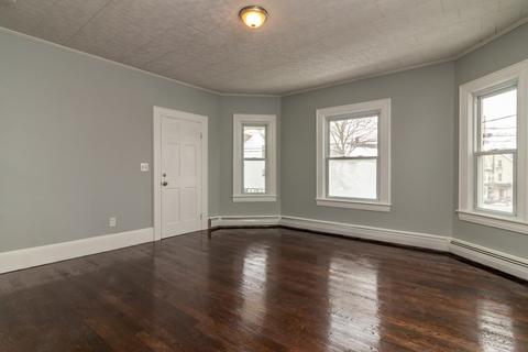 181 Tecumseh St, Fall River, MA 02721 photo 11