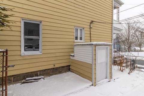 181 Tecumseh St, Fall River, MA 02721 photo 10