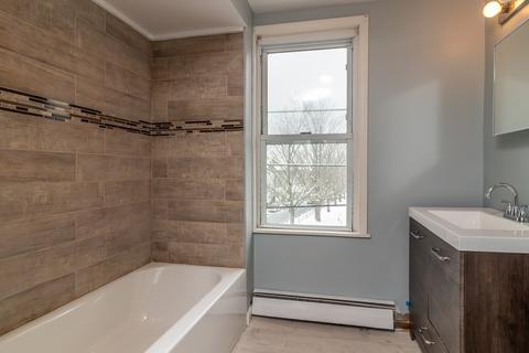 181 Tecumseh St, Fall River, MA 02721 photo 22
