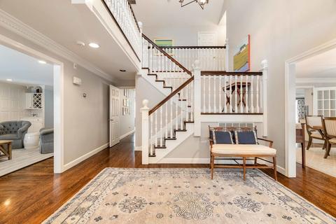 87 Pheasant Landing Rd, Needham, MA 02492 photo 2