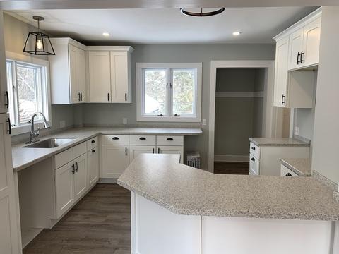 15 Ferrante Ave, Greenfield, MA 01301 photo 9