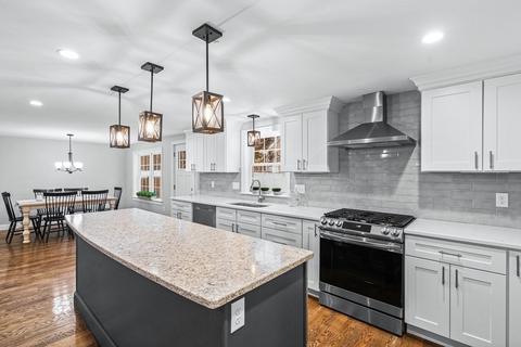 13 Short St, Reading, MA 01867 photo 8