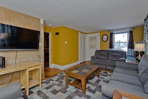 25 Nevada St, Springfield, MA 01107 photo 5