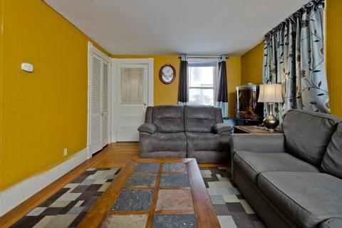 25 Nevada St, Springfield, MA 01107 photo 6