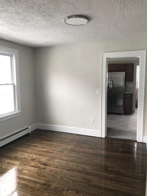36 Pembroke St, Springfield, MA 01104 photo 9