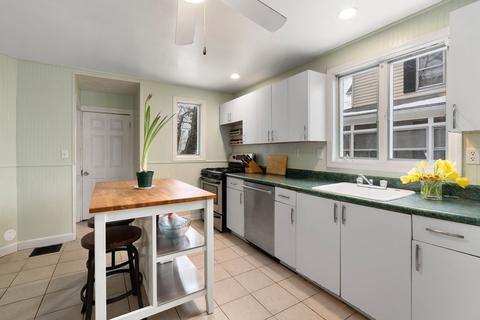 72 Sanderson, Dedham, MA 02026 photo 9