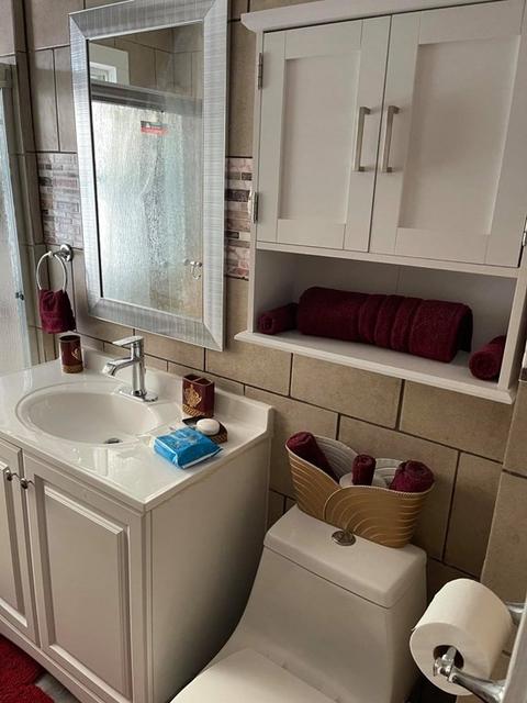 46 Acorn St, Springfield, MA 01109 photo 22