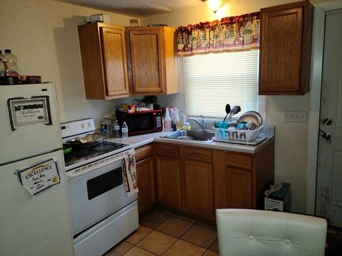 174 Northampton Ave, Springfield, MA 01109 photo 2