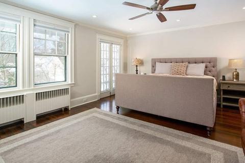 69 Evans Rd, Brookline, MA 02445 photo 11