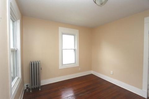 14 Mansfield St, Springfield, MA 01108 photo 18