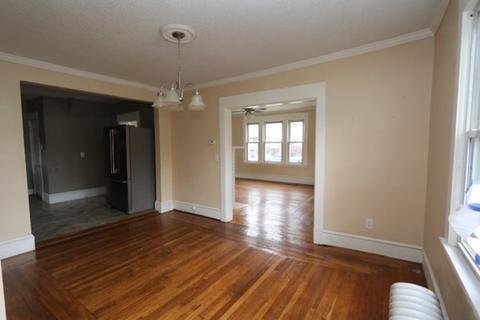 14 Mansfield St, Springfield, MA 01108 photo 12