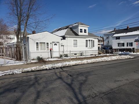 1012 Dwelly St, Fall River, MA 02724 photo 2