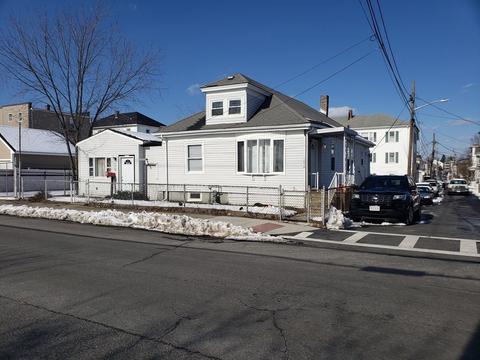 1012 Dwelly St, Fall River, MA 02724 photo 1