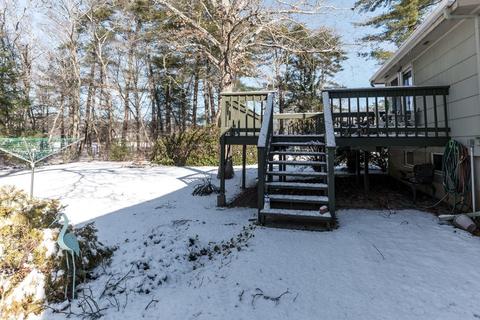 23 Cromesett Rd, Wareham, MA 02571 photo 4