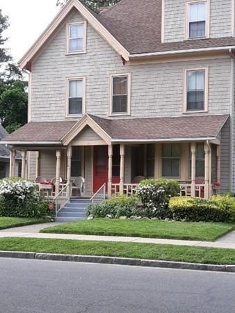 69 Clarendon St, Springfield, MA 01109 photo 3