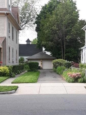 69 Clarendon St, Springfield, MA 01109 photo 4