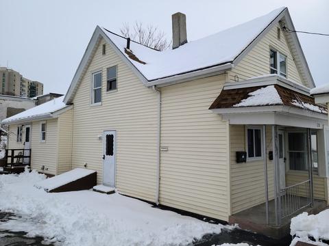 120 Raymond St, Fall River, MA 02723 photo 2
