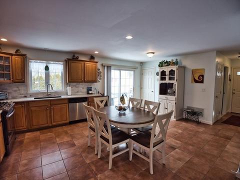 1384 Bedford St, Fall River, MA 02723 photo 8