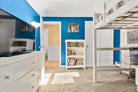 9 Searle St, Georgetown, MA 01833 photo 14