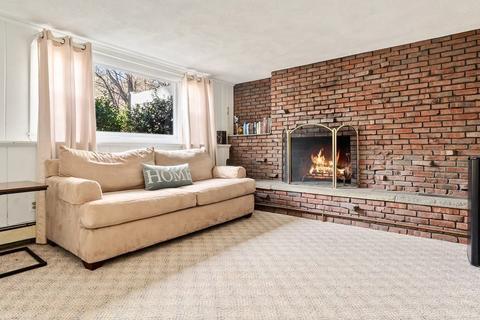 9 Searle St, Georgetown, MA 01833 photo 18
