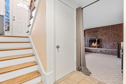 9 Searle St, Georgetown, MA 01833 photo 17