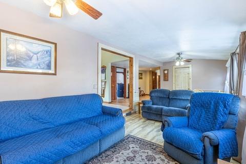 10 Winter St, West Brookfield, MA 01585 photo 12