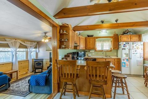 10 Winter St, West Brookfield, MA 01585 photo 8