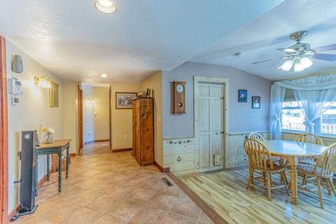10 Winter St, West Brookfield, MA 01585 photo 7