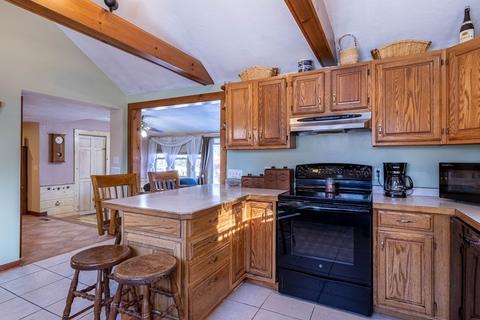 10 Winter St, West Brookfield, MA 01585 photo 6