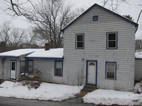 8 Chase St, Saugus, MA 01906 photo 3